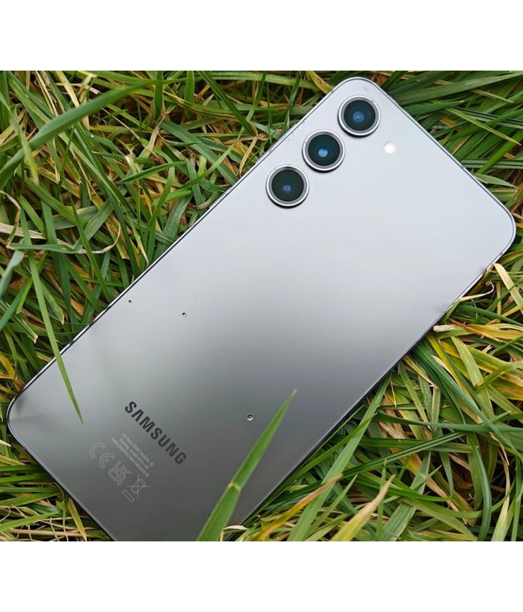 Реплика Samsung S24 - дисплей