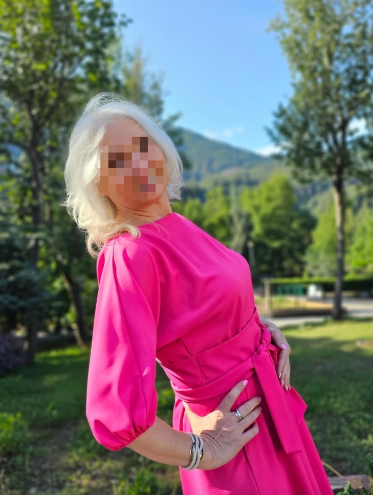 Положительный отзыв на черное вечернее платье