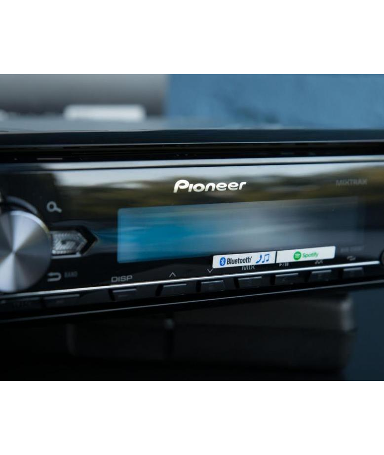 Отзыв на автомагнитолу Pioneer MVH-X580BT